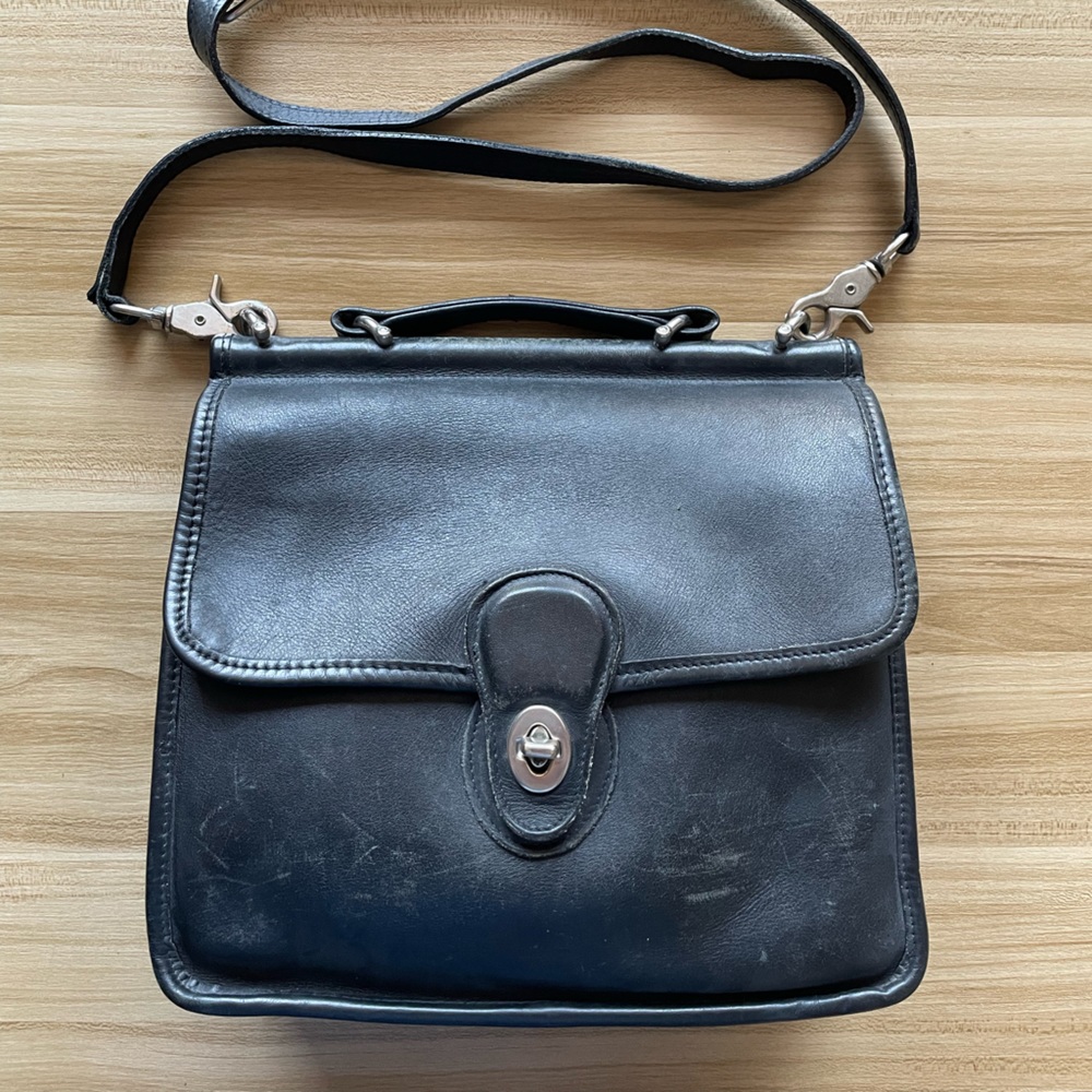 Vintage COACH Willis Legacy Large Black Leather Turn-Lock Crossbody Satchel 9927